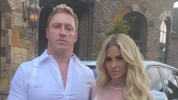 Real Housewives star slammed for casino promo after estranged husband says she gambled away $1.5M fortune