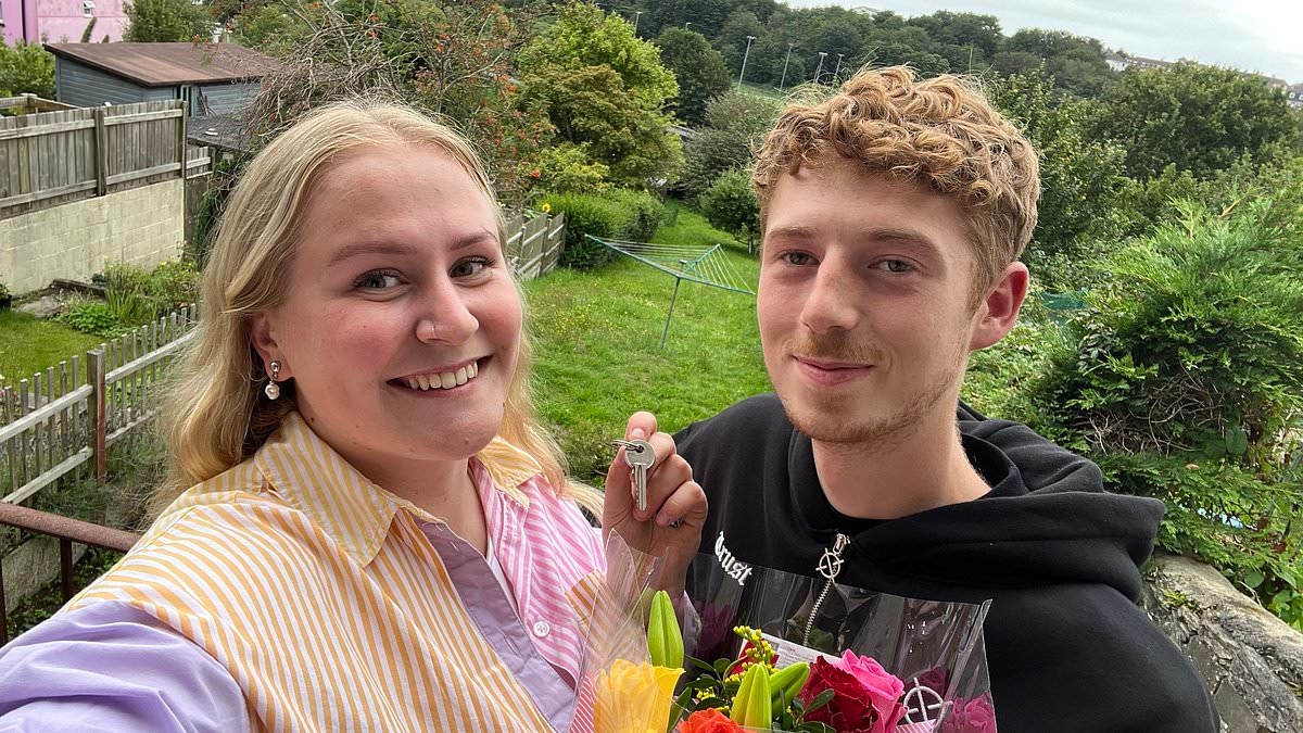 Couple renovating their £175k Victorian home made VERY eerie discovery that made them 'jump'