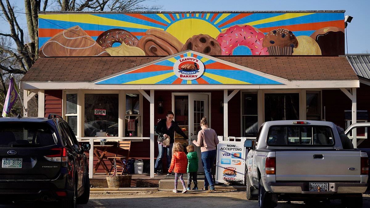 New Hampshire bakery wins free speech case over pastry mural