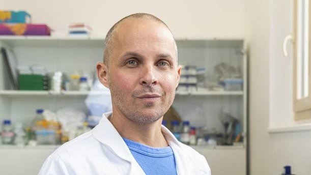 EXCLUSIVE Meet the medical school dropout who could end 70% of cancer deaths after groundbreaking discovery
