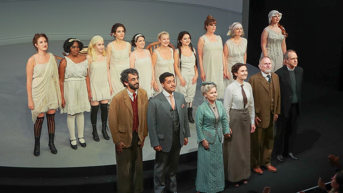 FIRST NIGHT REVIEW: Mrs Warren's Profession - Garrick Theatre, London