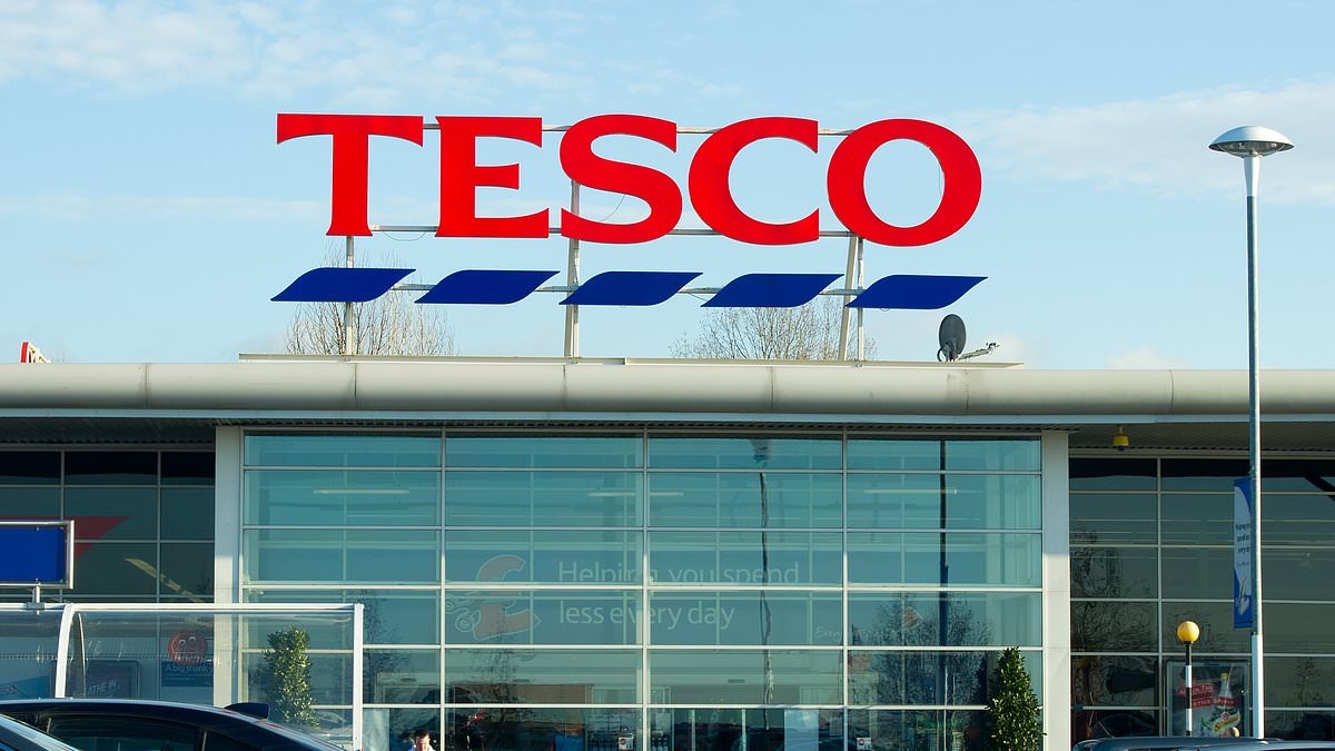 Full list of all late May bank holiday opening hours for major supermarkets and retailers revealed: Tesco, ASDA, Aldi and more