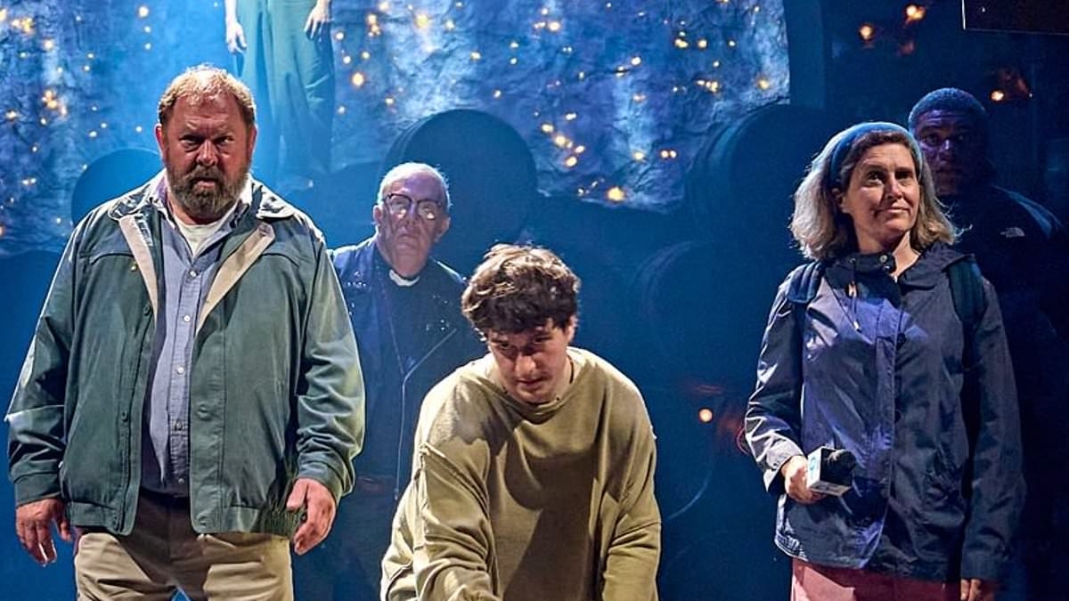 PATRICK MARMION reviews The Unlikely Pilgrimage of Harold Fry at Minerva Theatre, Chichester: A tearjerking musical trek...go armed with Kleenex