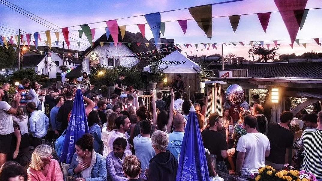 Britain's best pubs and beer gardens revealed in new ranking - have YOU been to any?