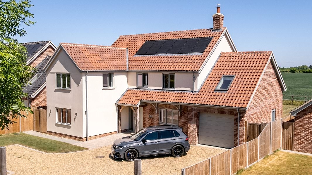 Fancy winning a five-bedroom house, a Volkswagen Tiguan R, AND £10,000 in cash? Here's how!