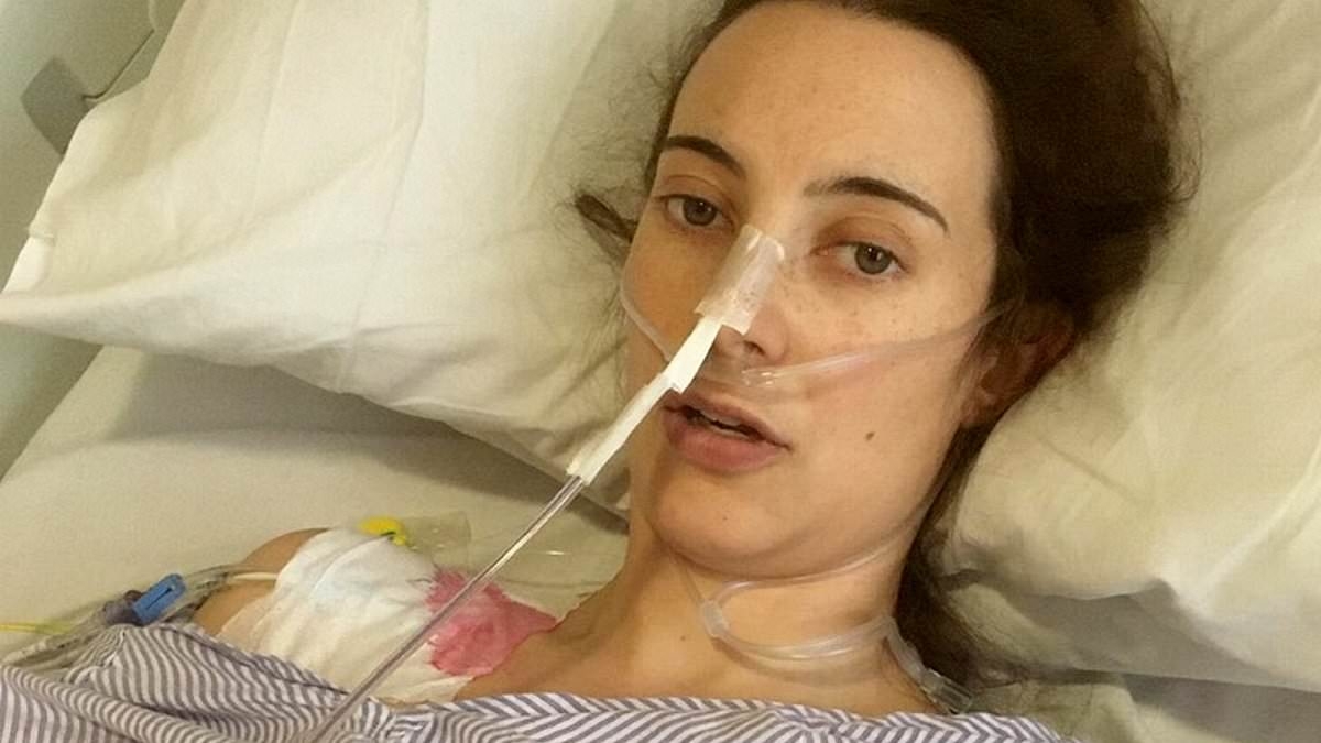 Healthy 33-year-old hit with common 'post Christmas' problem - it was the first sign of terminal cancer that cost her 13 organs