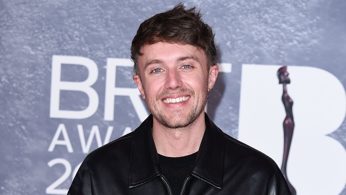 Roman Kemp details AWKWARD encounter with Justin Bieber after the singer asked him to critique his 2020 album Changes