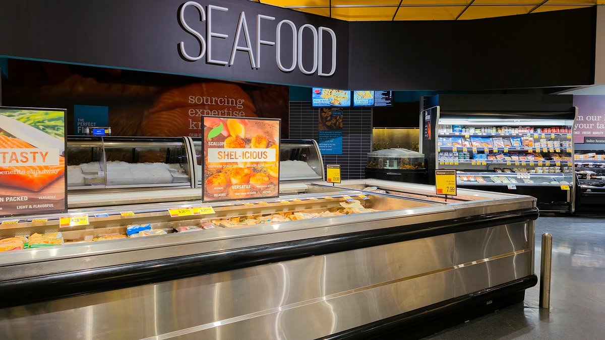BREAKING NEWS Memorial Day Weekend warning as popular seafood is recalled for norovirus fears