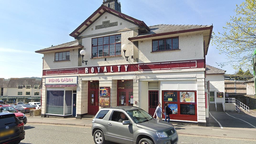 Beloved historical cinema in UK staycation hotspot announces epic comeback after previously closing due to 'lack of footfall'