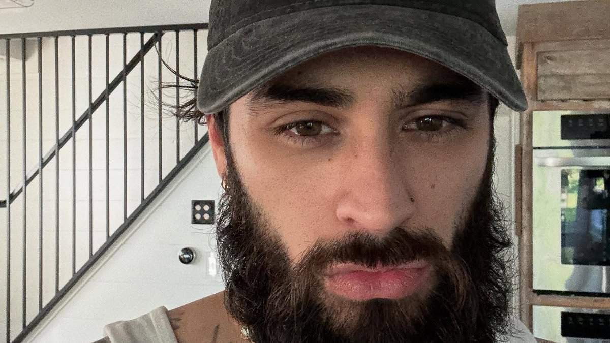 Zayn Malik shows off thick beard and 'stache in selfie