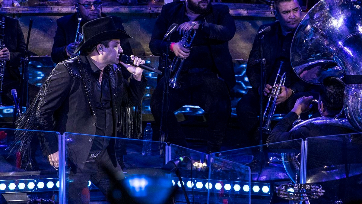 Mexican singer Julion Alvarez postpones sold-out concert at Dallas Cowboys stadium after visa is revoked