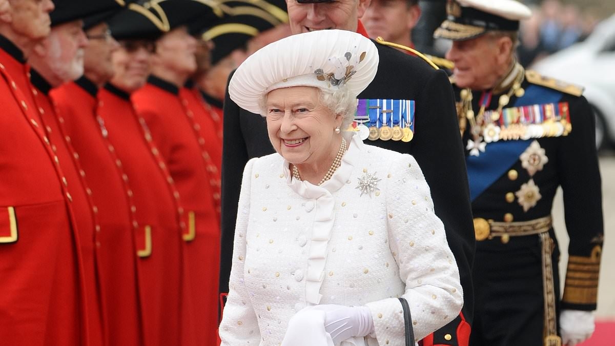 The real reason Queen Elizabeth's Diamond jubilee outfit took two years to make - and the clever rain-proof detail it came with