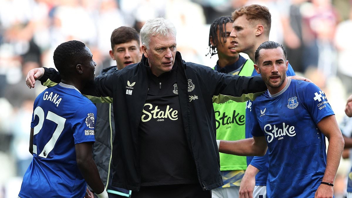 Everton confirm departure of four stars as they remain in discussions with forward ahead of move into new stadium