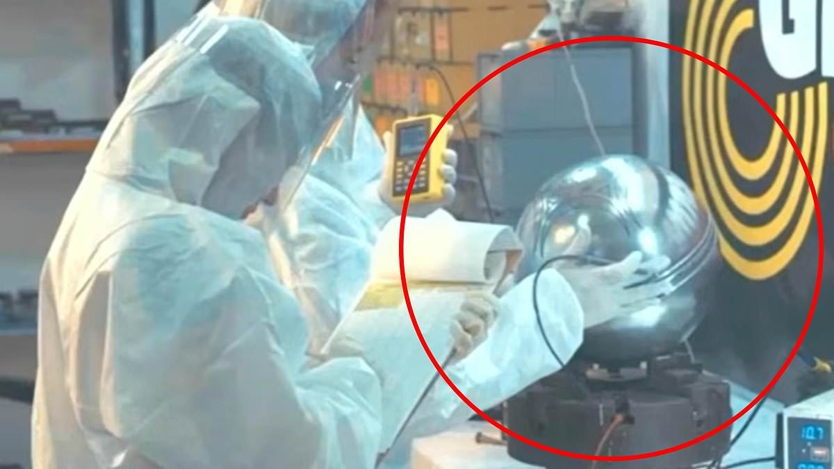 Scientist delivers ominous message to humanity after UFO covered in strange writing is found