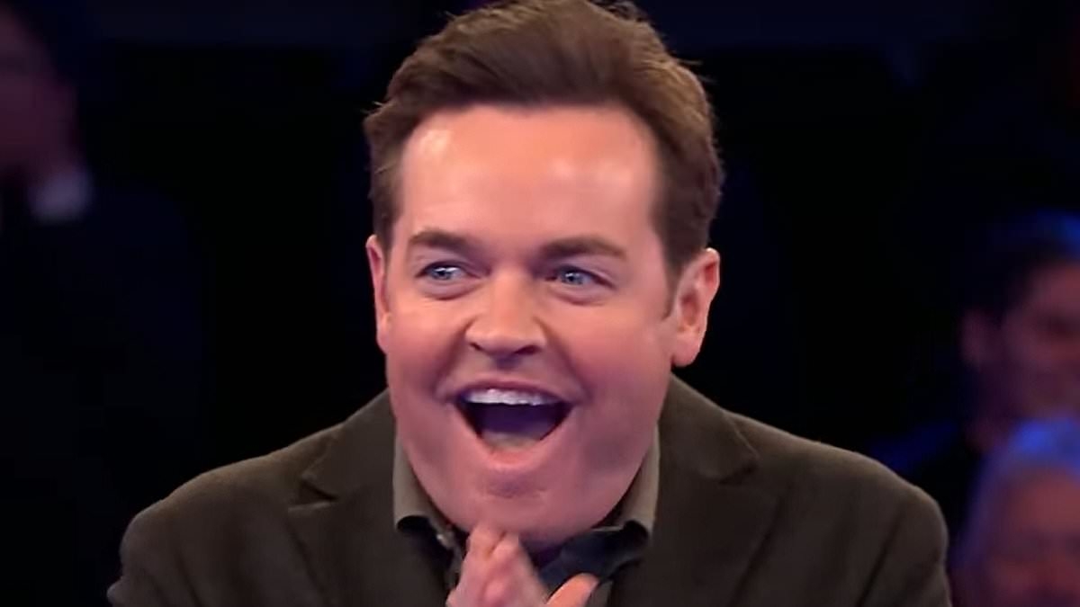 Deal Or No Deal viewers sink claws into 'unwatchable' episode as ENTIRE ITV line-up is switched out