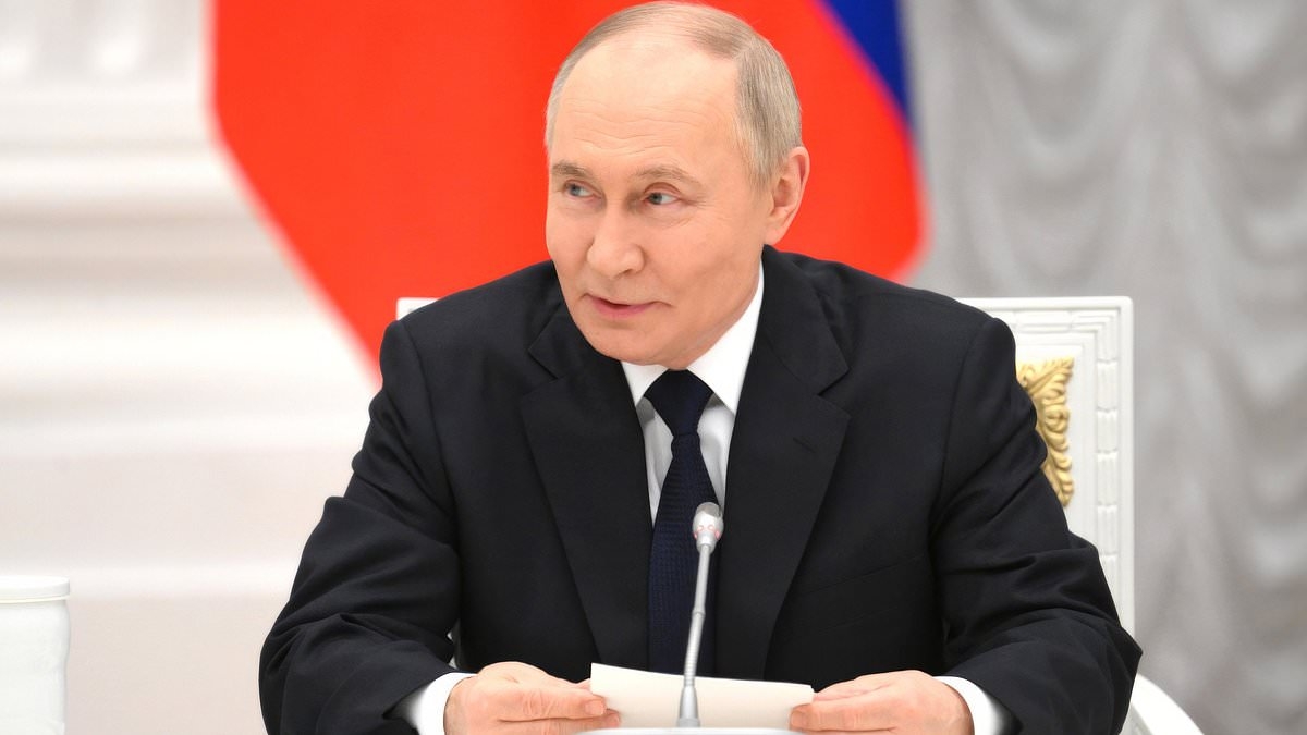 Start planning ration packs with chickpeas for Russian attack on UK's food supply chain, experts warn
