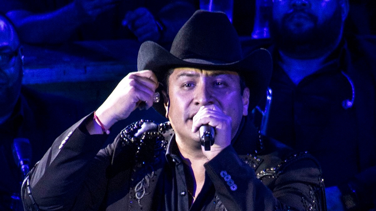 Mind-bending twist after singer Julión Álvarez canceled Texas concert when Trump admin revoked travel visa