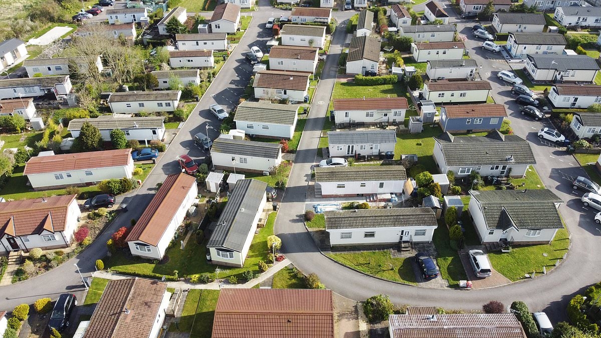 Inside the trailer park house-flipping phenomenon that is earning Americans big bucks