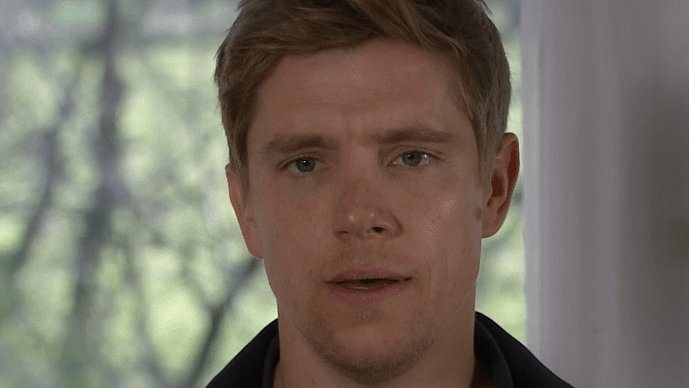 Emmerdale fans go wild as Robert Sugden RETURNS to gatecrash ex Aaron Dingle's wedding - but will the pair rekindle their romance?