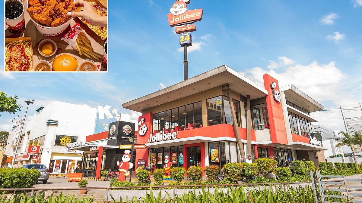 Largest Asian fast food chain in the WORLD to finally open in Australia: 'I've been waiting for this moment'