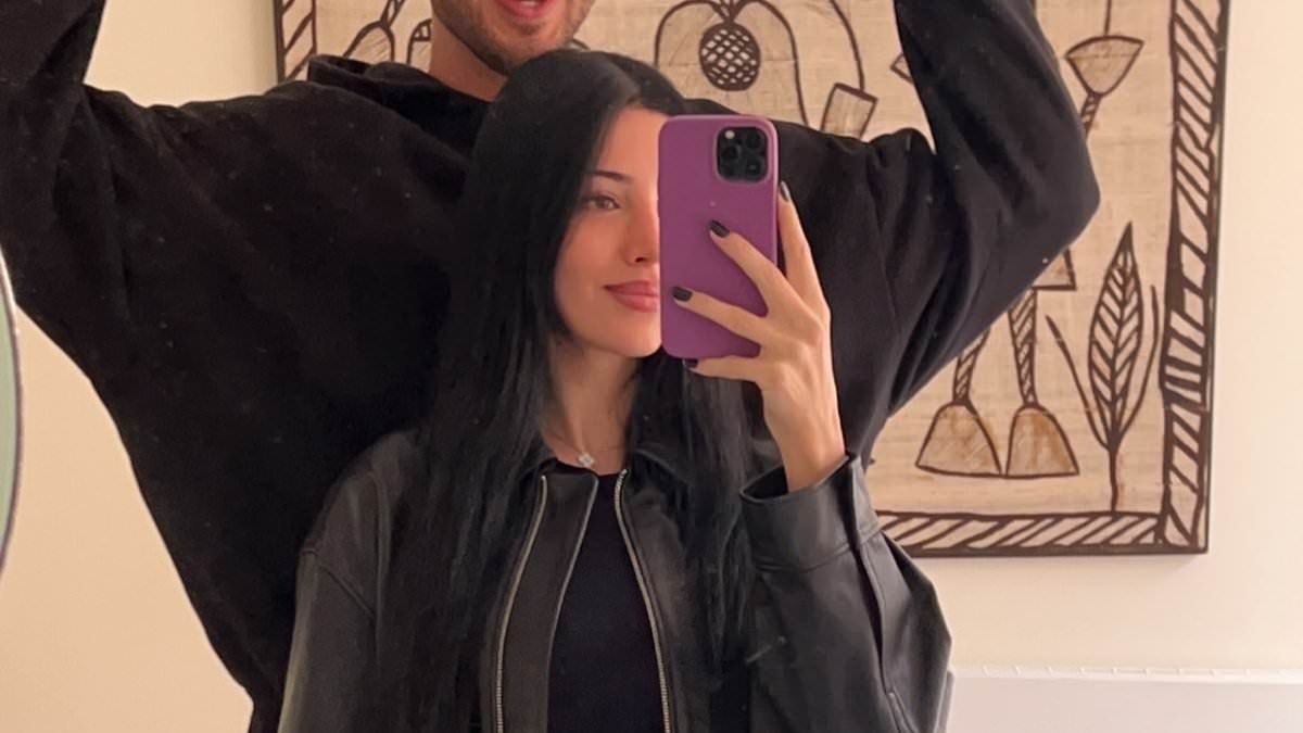 Pregnant YouTuber Wizard Liz dumps Landon Nickerson after crushing discovery