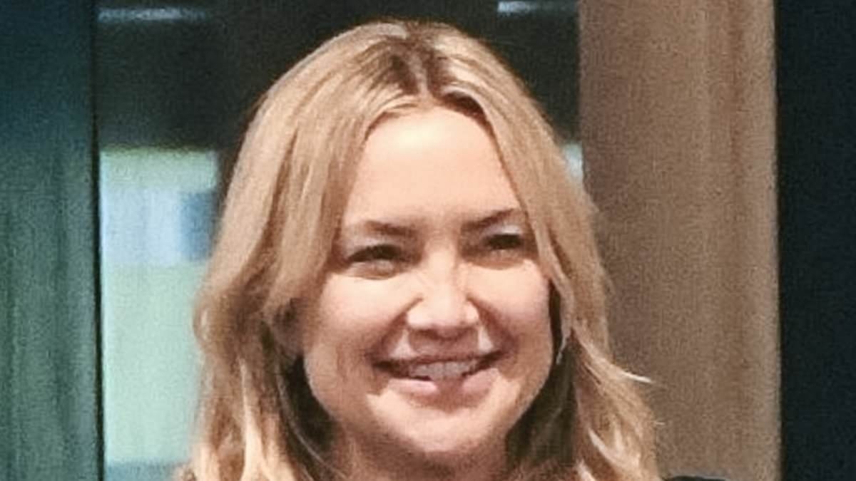 Kate Hudson, 46, and mini-me daughter Rani, 6, twin in matching outfits for lunch date