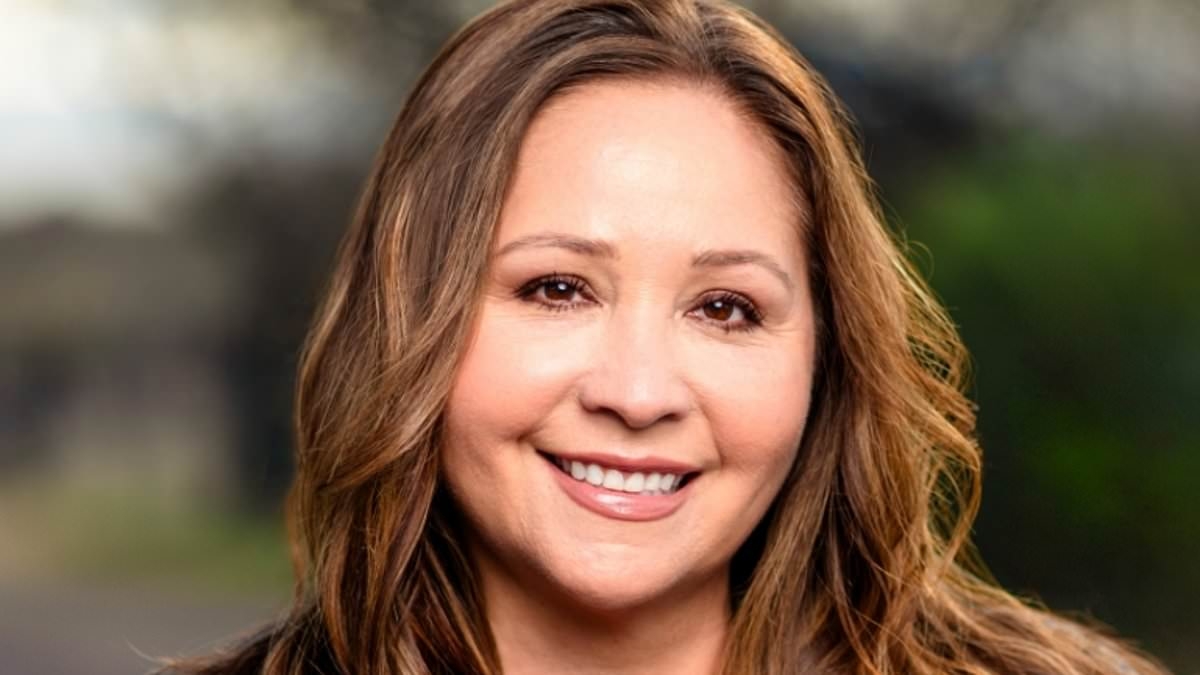 Meet the Arizona mom running for her father's seat in Congress after he died in office