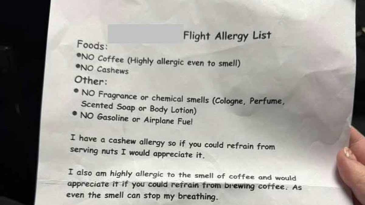Flight passenger branded a 'diva' after giving cabin crew a bizarre note with list of demands