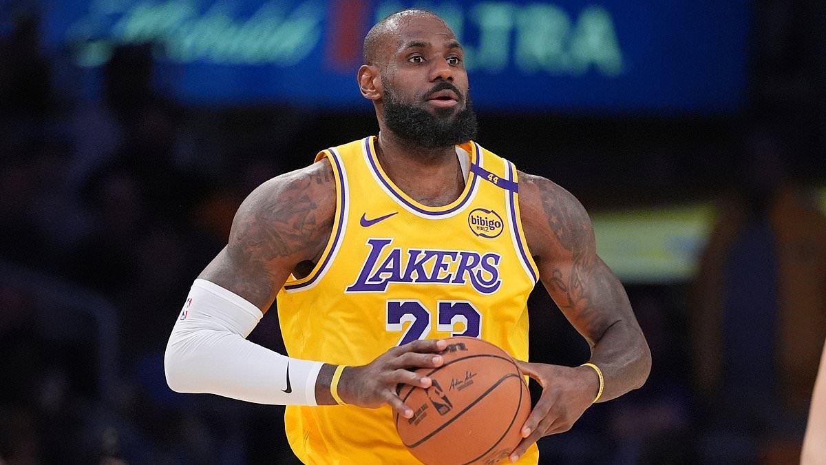 Dietitian hits out at LeBron James' strict food schedule