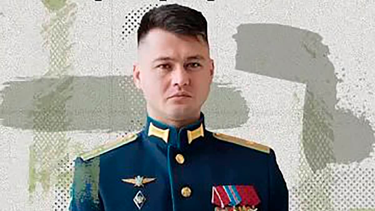 Russian commander behind Mariupol strikes that claimed 8,000 lives is killed in 'suicide attack'