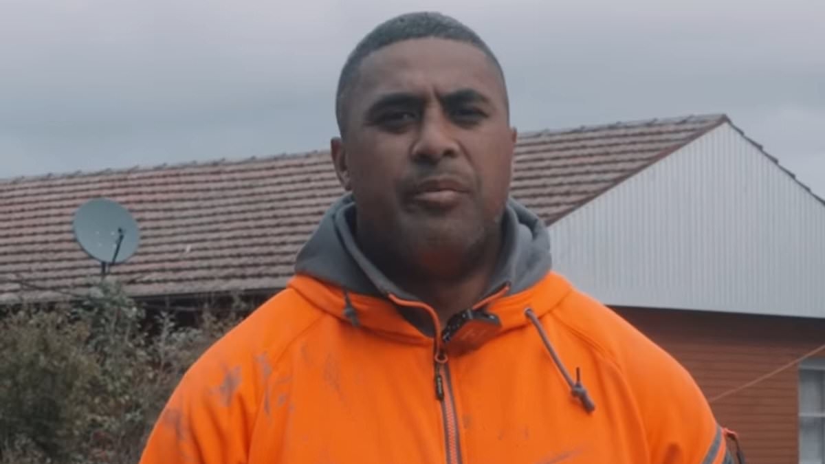 Footy star Michael Jennings whose past is SO scandalous he was barred from getting one of the NRL's biggest honours has found a lifeline as a tradie