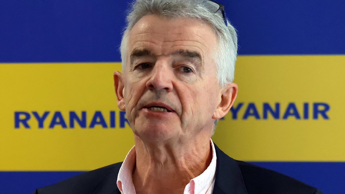 Ryanair boss O'Leary poised for €100 MILLION bonus - one of the biggest payouts in European corporate history