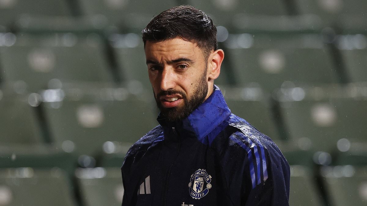 Hong Kong vs Manchester United LIVE: Latest score, team news and updates as Bruno Fernandes could play his last game for the club today