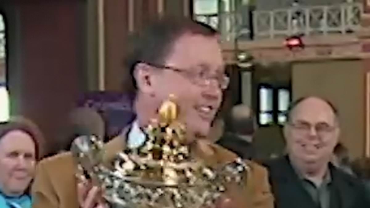 Antiques Roadshow expert reveals unusual connection to rare trophy worth five figure sum