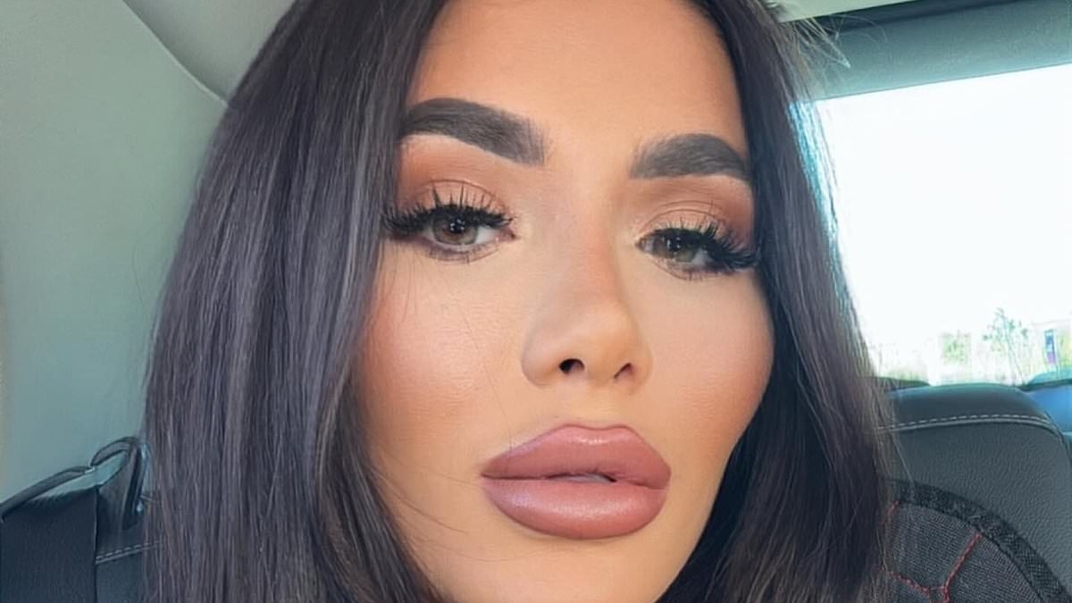 Chloe Brockett forced to cancel solo surgery trip abroad after suffering devastating panic attack following sixth split from Jack Fincham