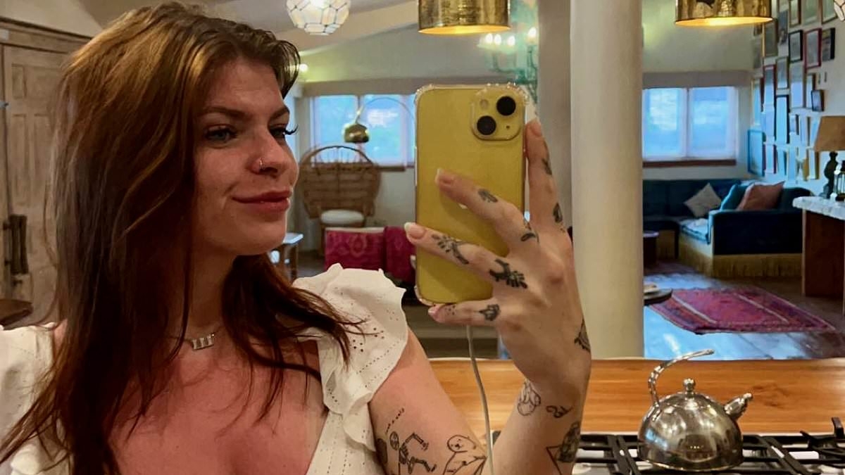 EXCLUSIVE Female prison guard, 26, who had phone sex with inmate and flooded his mother with more than 900 messages faces jail
