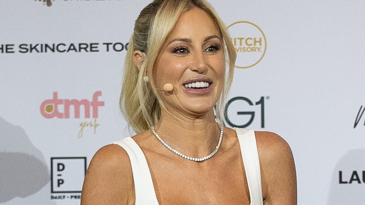 Roxy Jacenko steps out wearing a staggering $1.5 MILLION worth of diamonds at Sydney speaking event