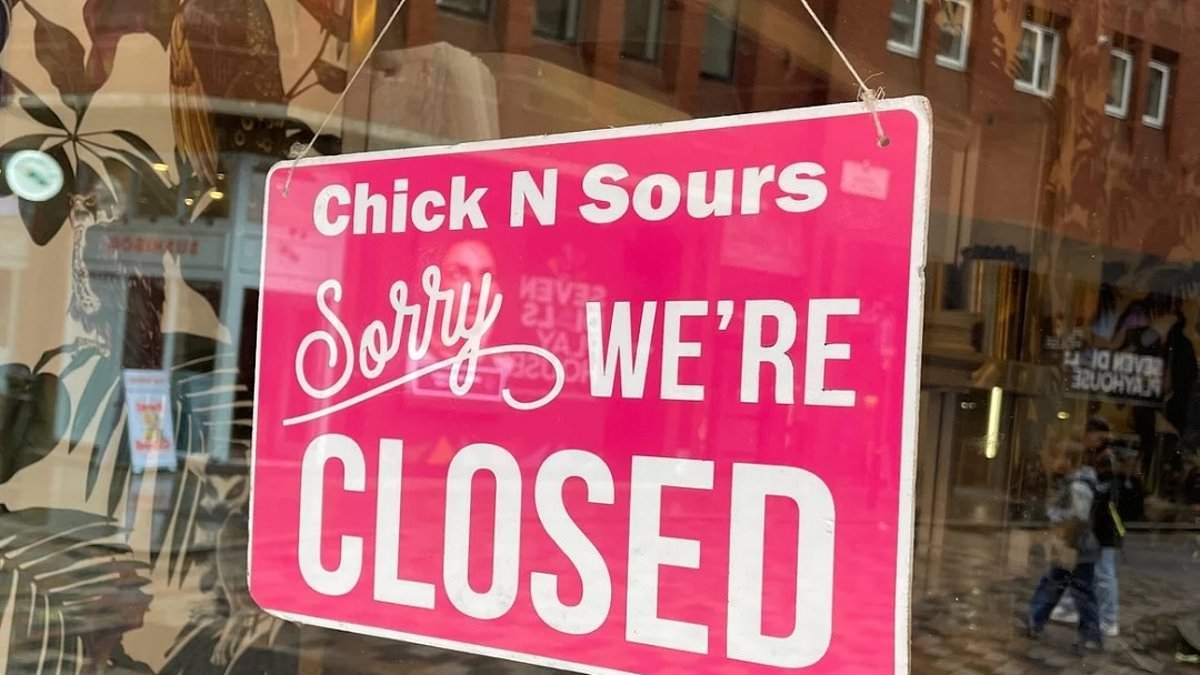 Beloved fried chicken shop closes all its UK locations