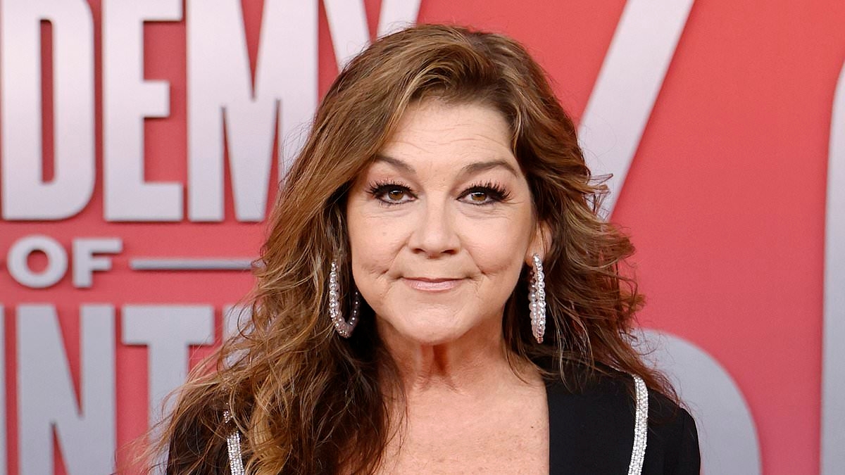 Gretchen Wilson reveals she was in a wheelchair for 6 MONTHS after horrific injury at her wedding