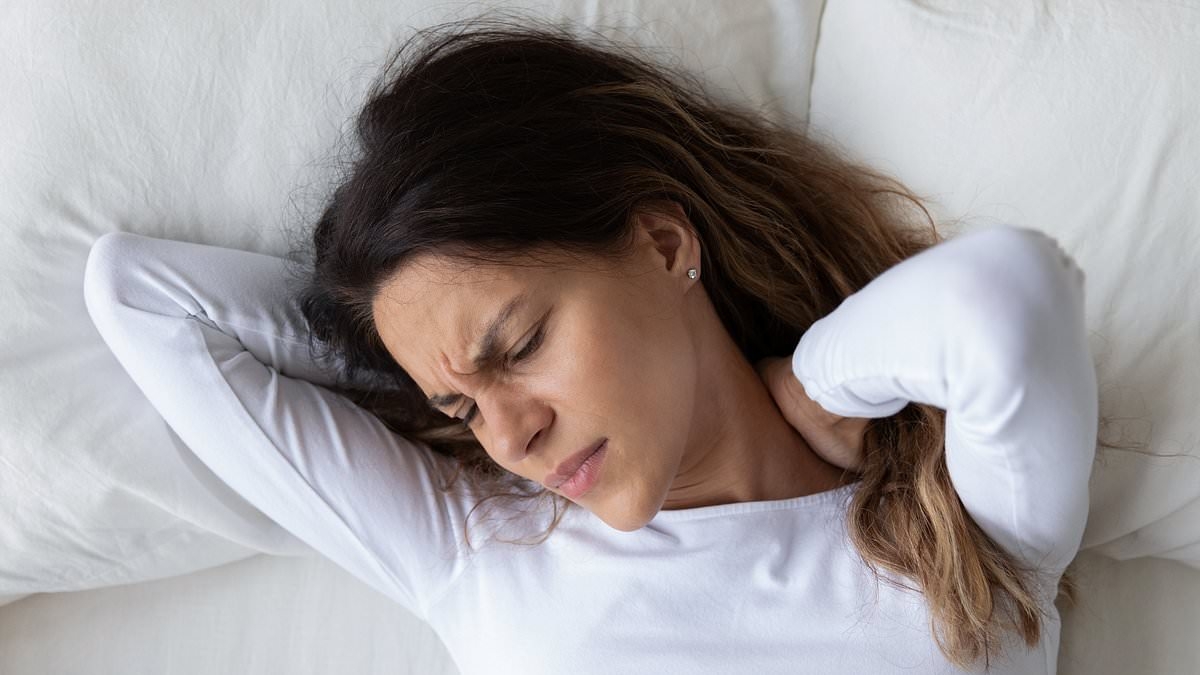 Expert warns never to ignore common summer problem - it can be a 'hidden' cancer warning sign
