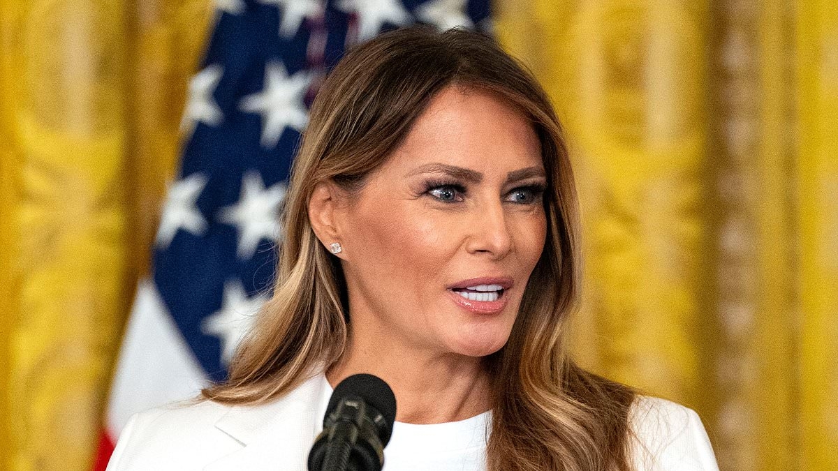Vogue boss Anna Wintour's intriguing visit to White House after Melania's fury at cover snub