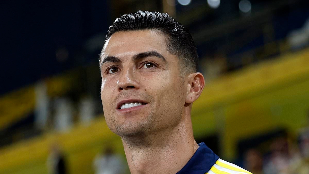 Cristiano Ronaldo 'makes shock U-turn over £167m-per-year contract offer' - as star 'reaches agreement with Al-Nassr over new deal'