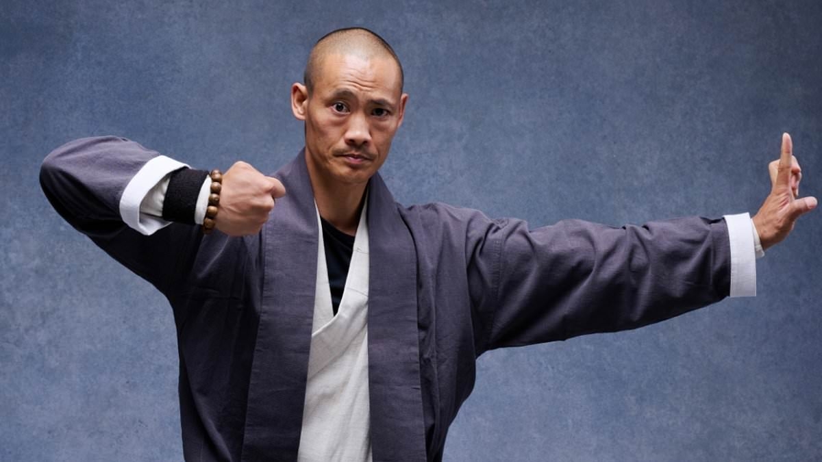 I met a Shaolin Master who can karate chop bricks, do press-ups on his thumbs and bend a spear with his throat. This is how YOU can follow in his footsteps: DAVID LEAFE