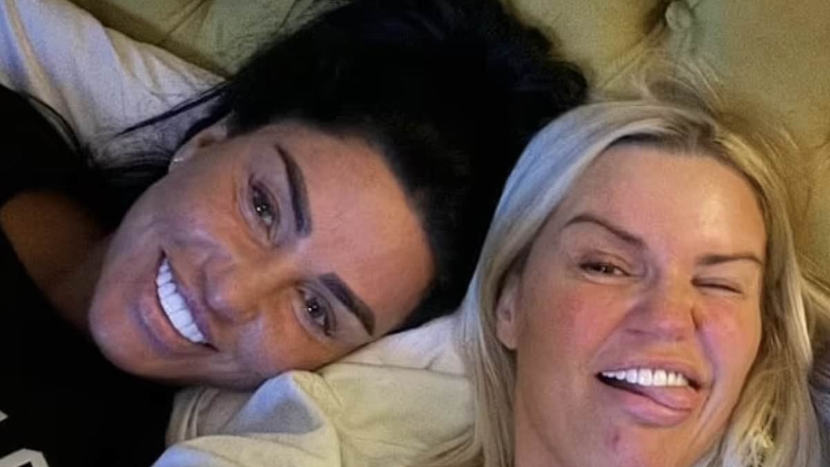 Katie Price forced to 'pull out of highly-anticipated tell-all tour' with Kerry Katona