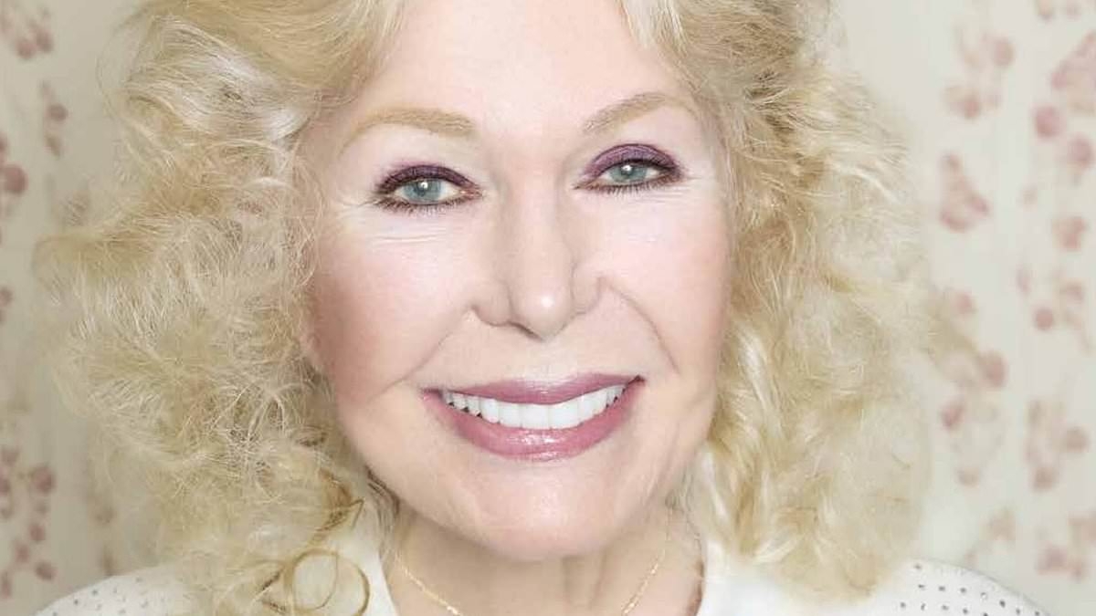 M*A*S*H legend Loretta Swit made glamorous career move just three months before she died