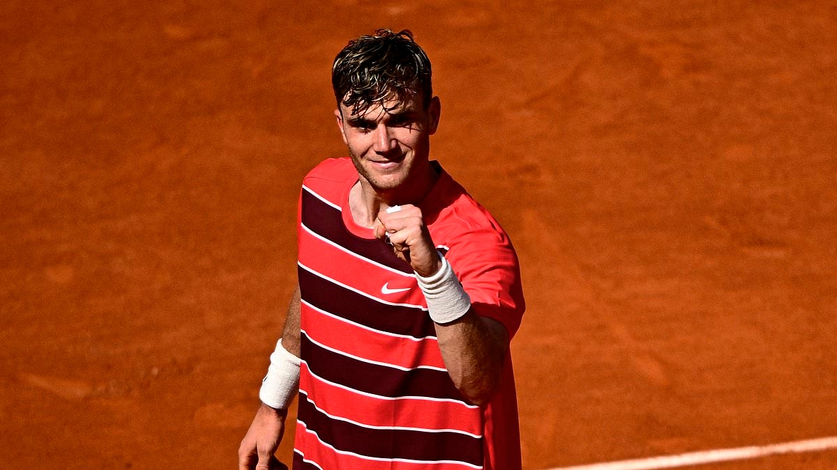 Jack Draper dispatches teenage sensation Joao Fonseca in straight sets to reach the last-16 of the French Open for the first time