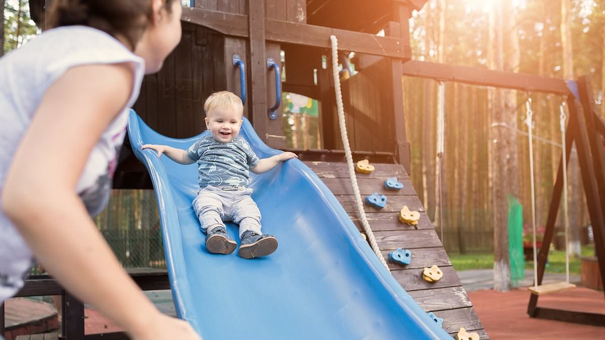 Mom's controversial take about parent etiquette at playgrounds sparks heated debate