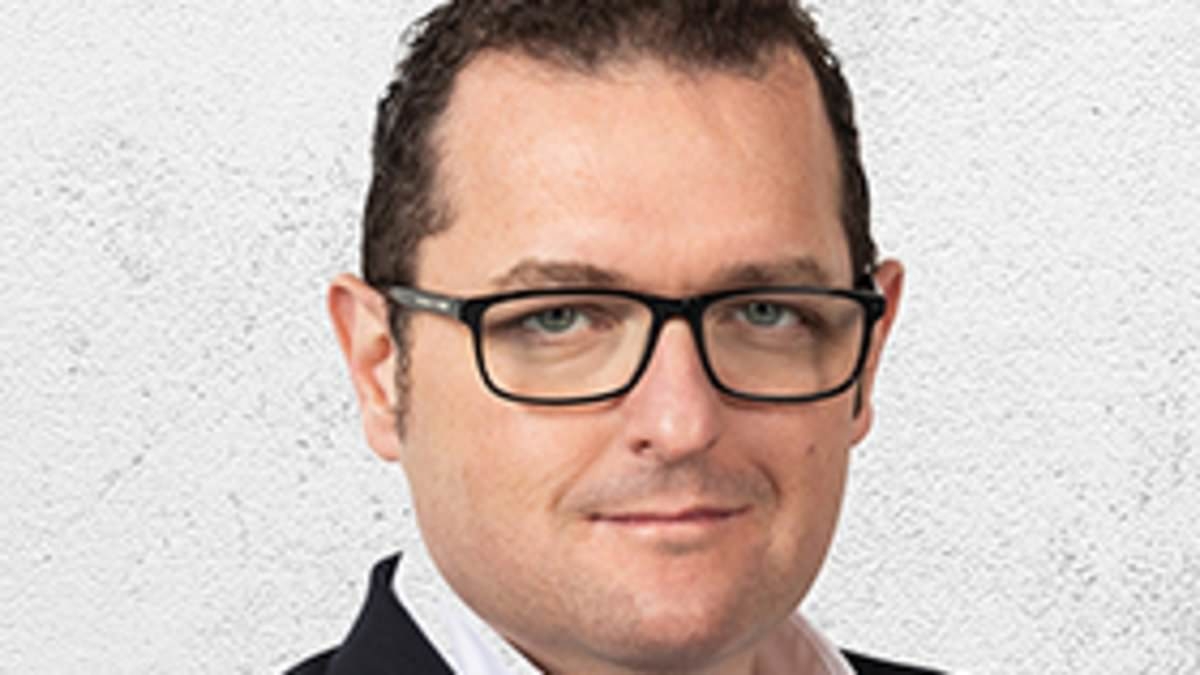Hotel empire boss warns London's phone theft epidemic is 'scaring away tourists'