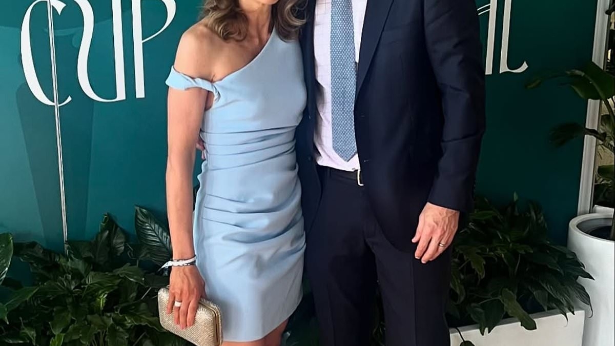 Footy great Matthew Lloyd drops hint he could make a major career switch and leave broadcasting