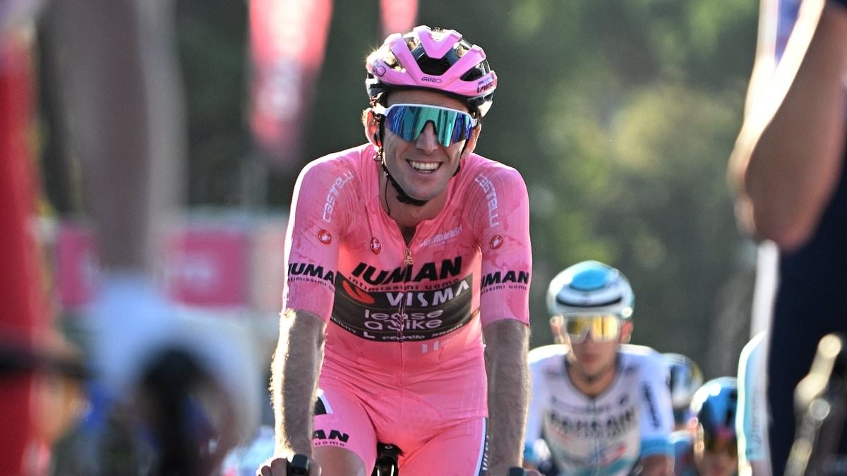BREAKING NEWS British rider Simon Yates WINS the Giro d'Italia after stunning display as he secures second Grand Tour title in Rome processional